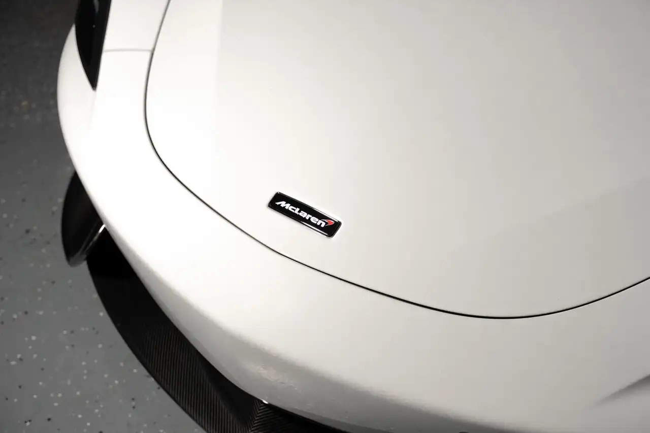 McLaren 570GT снимка McLaren 570GT