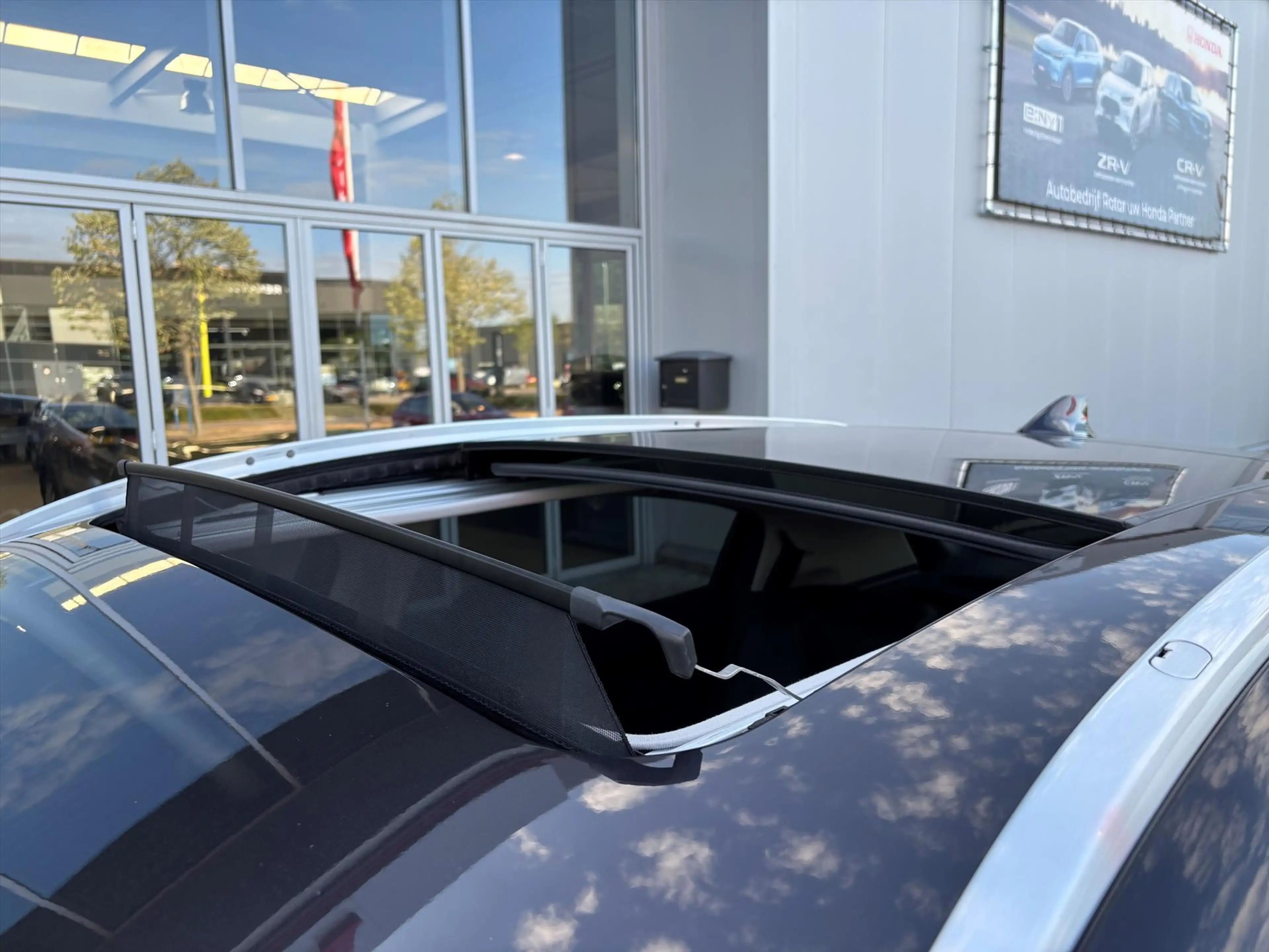 Honda HR-V 1.5 Executive CVT | Pano-dak | Navi | Pdc | Trekha — photo 11