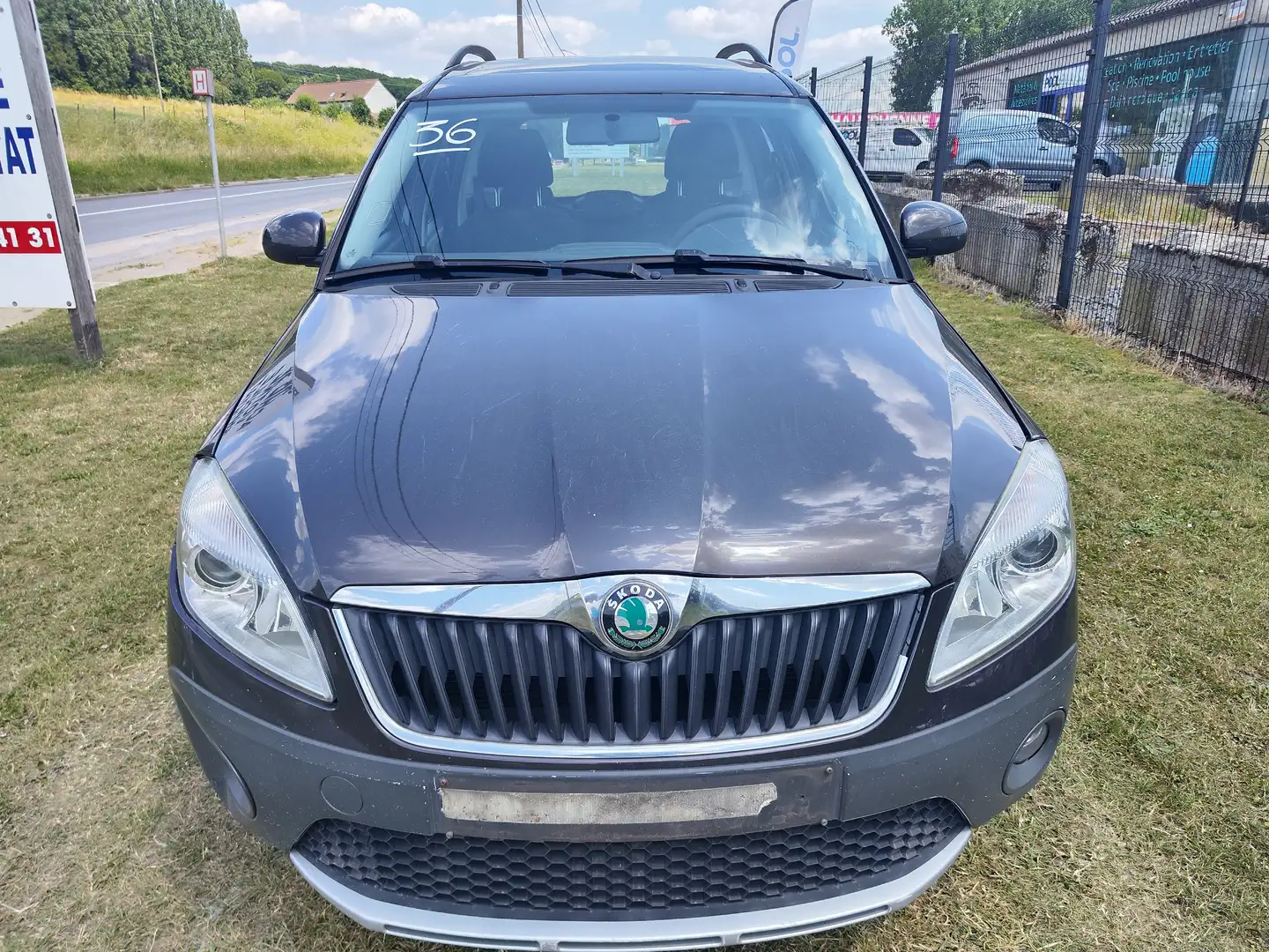 Skoda Roomster 1.2 TSI Braun - 2
