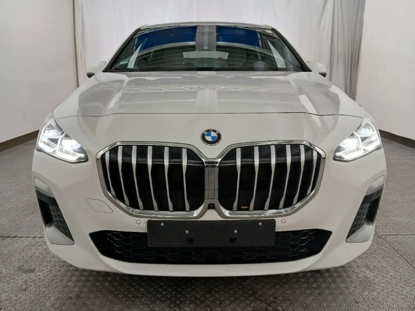 BMW 218 M Sport Pano h&k DA+ 360 HUD Weiß - 2