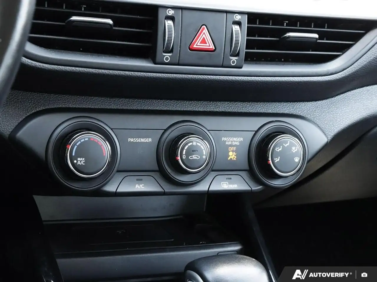 Kia Forte снимка Kia Forte