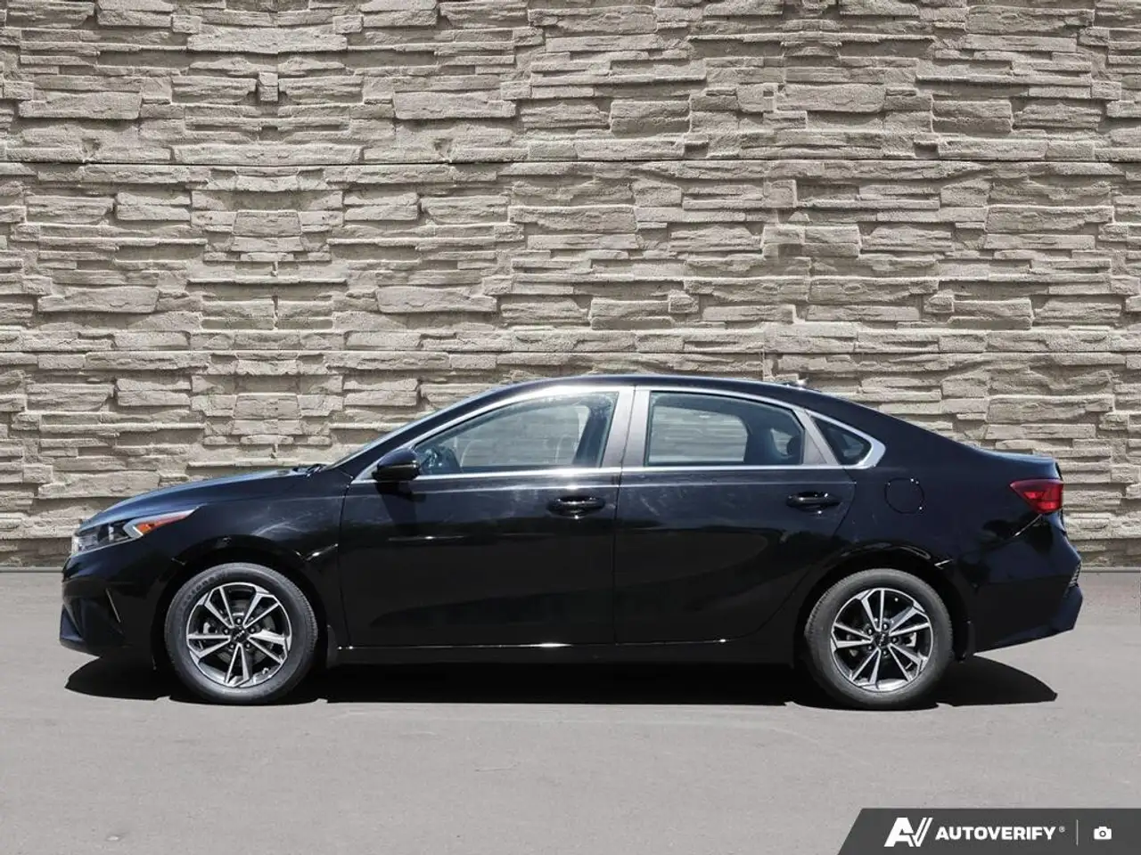 Kia Forte снимка Kia Forte