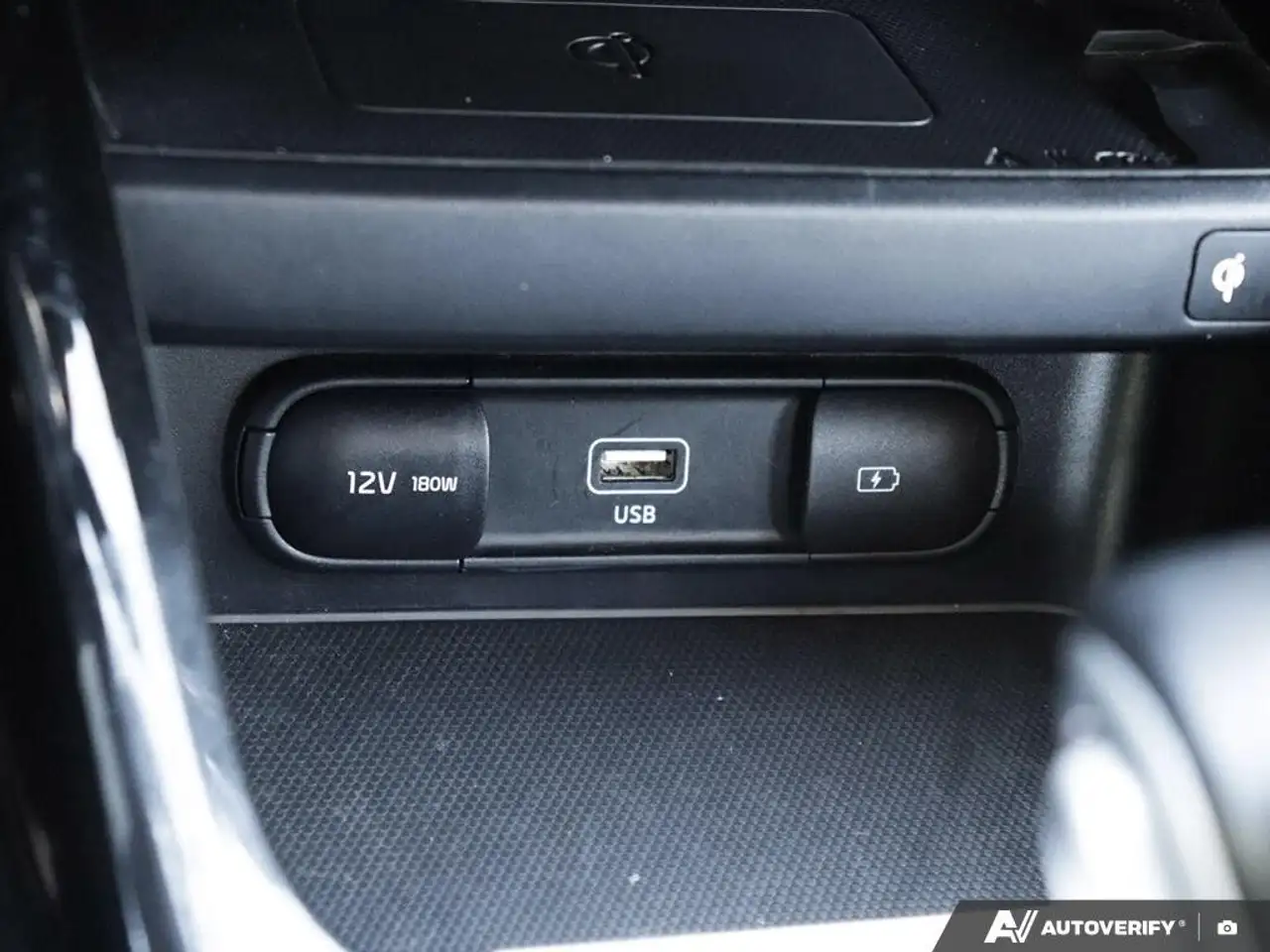 Kia Forte снимка Kia Forte