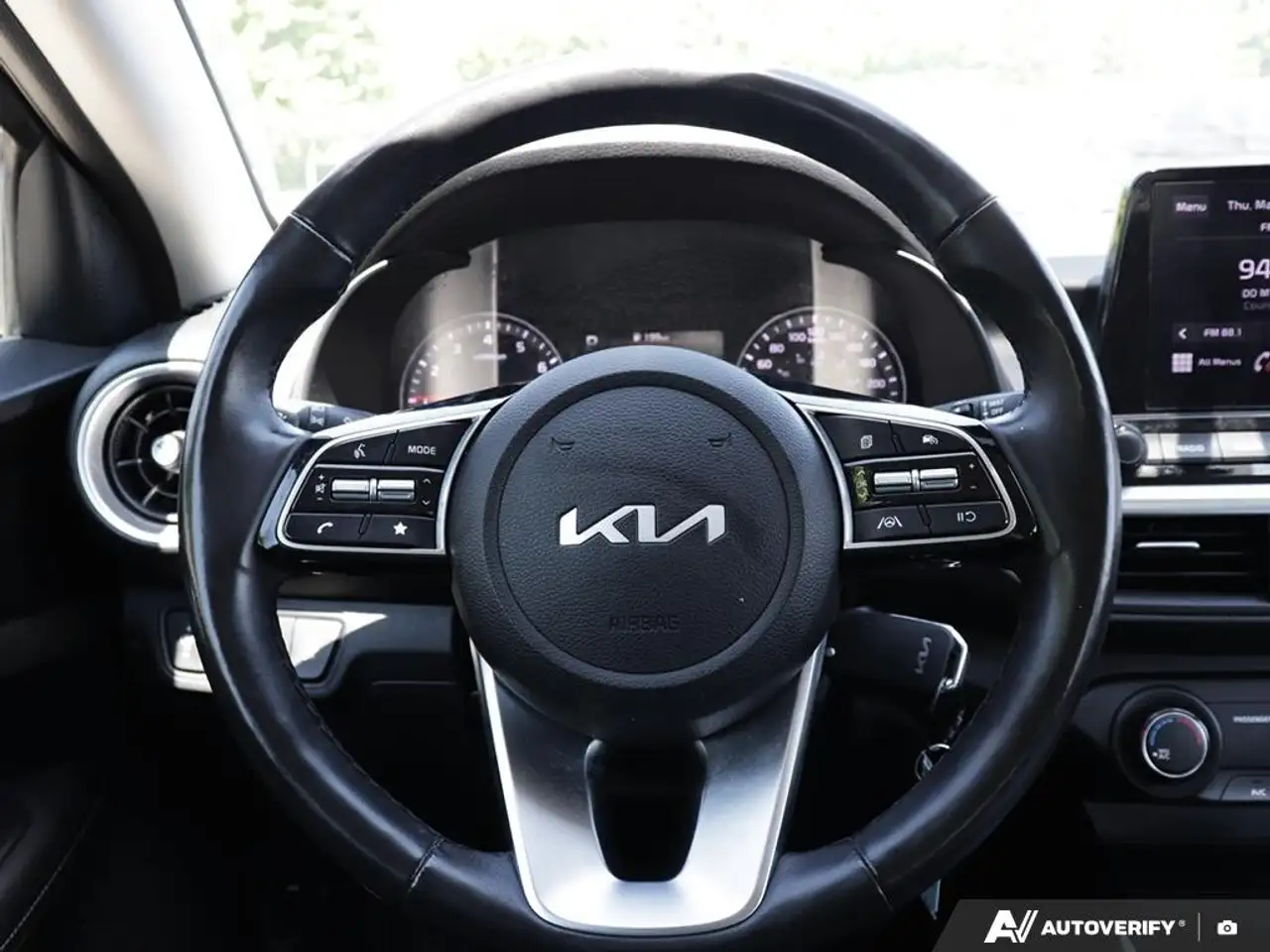 Kia Forte снимка Kia Forte