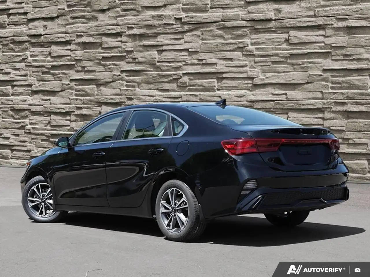 Kia Forte снимка Kia Forte