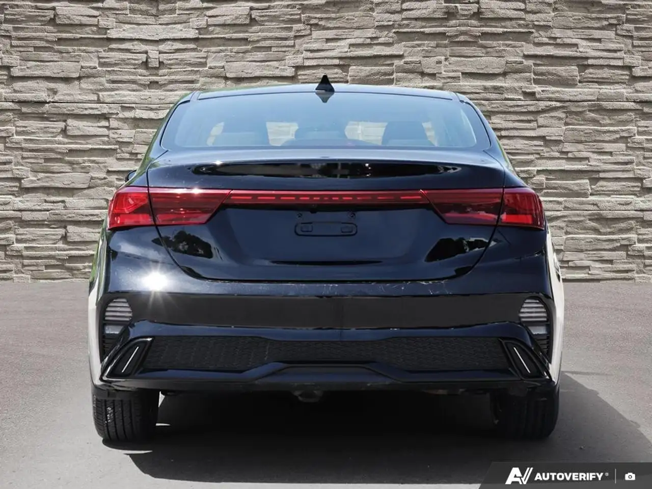 Kia Forte снимка Kia Forte