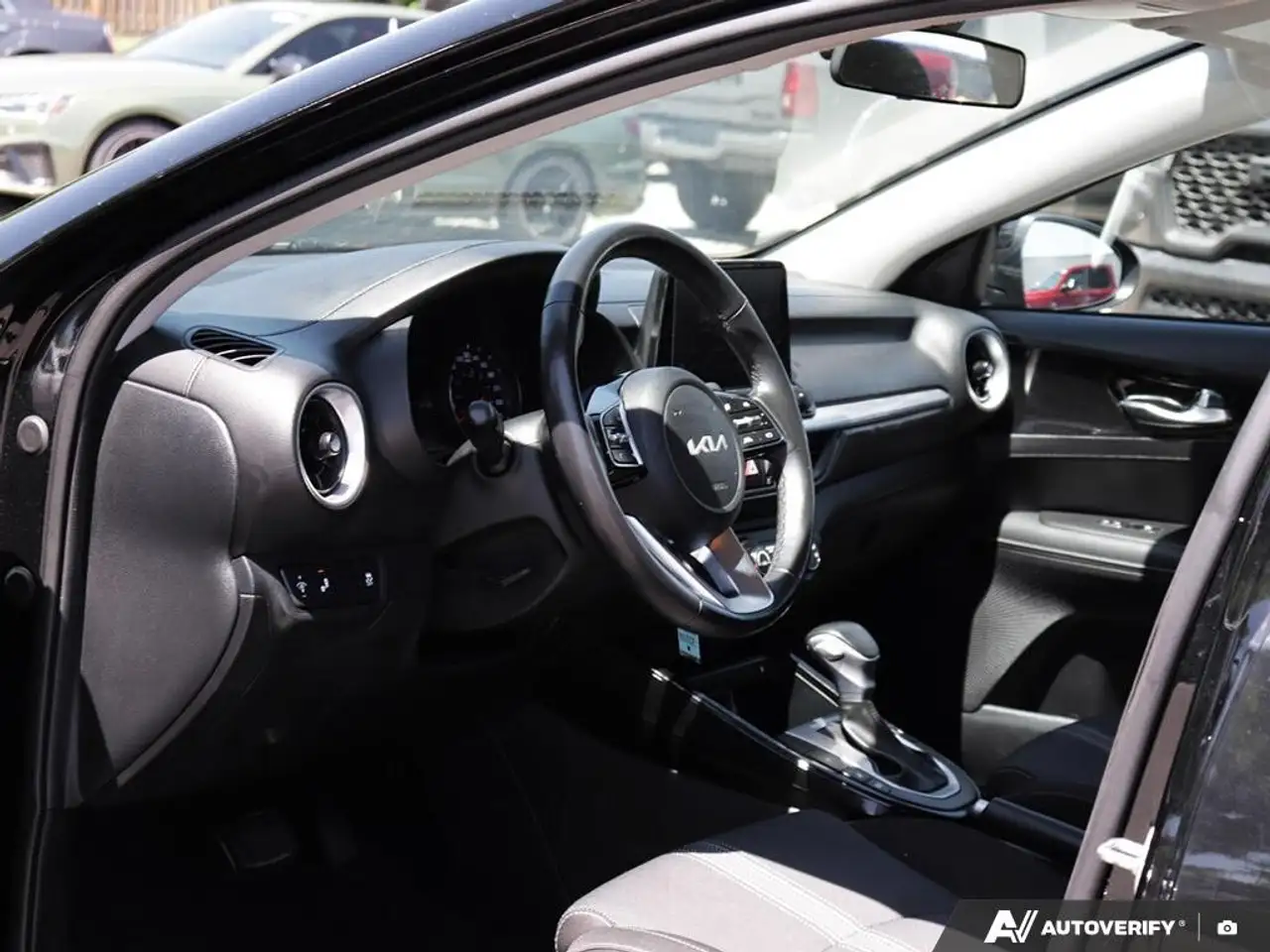 Kia Forte снимка Kia Forte
