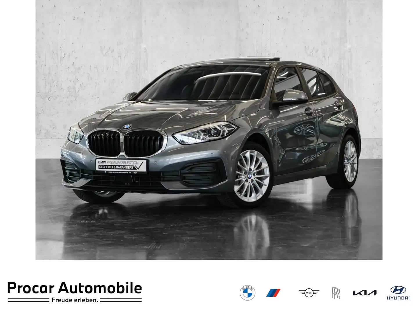BMW 118 i Advantage Aut Nav LED Pano PDC HiFi 17" Gri - 1