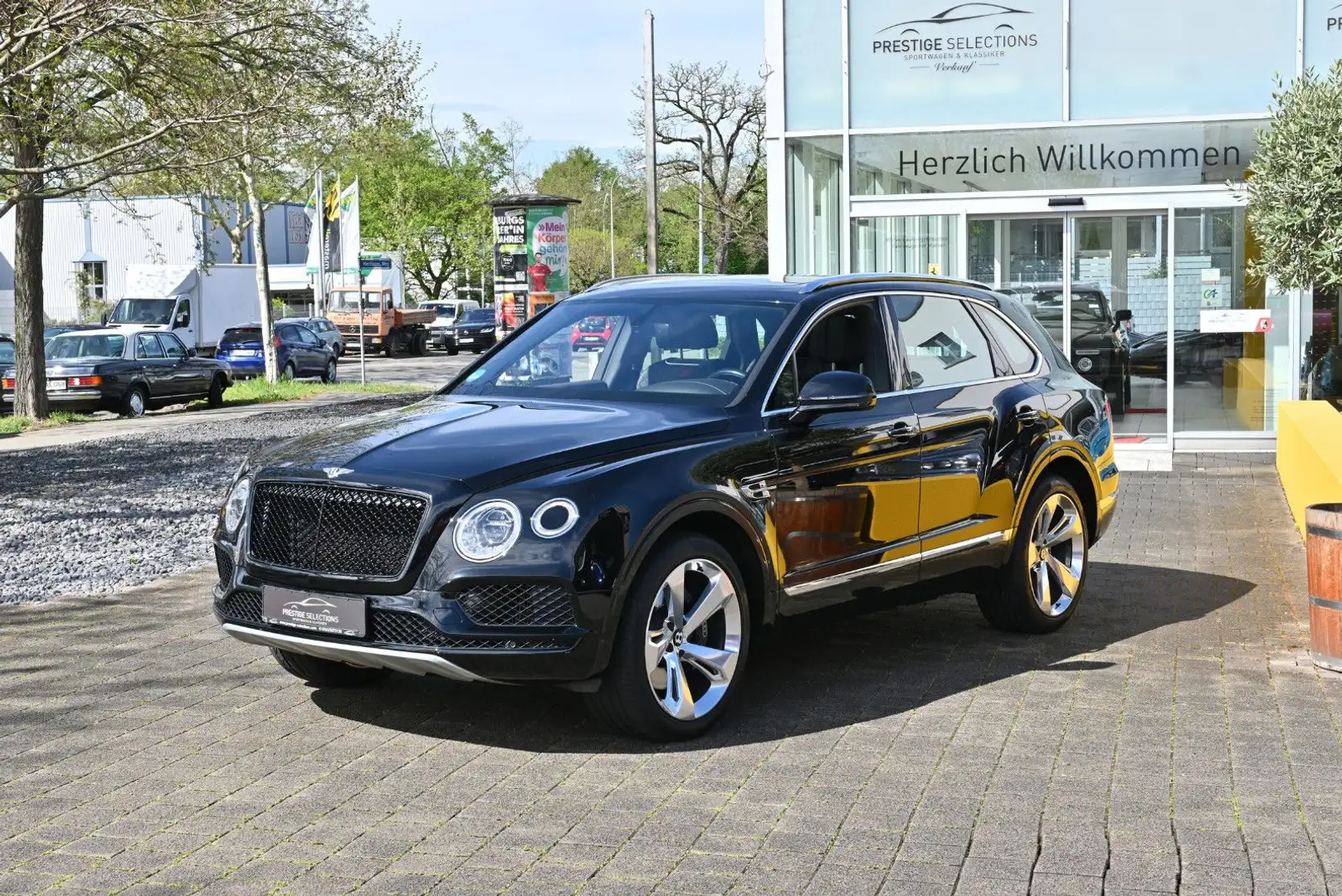 Bentley Bentayga Diesel/Mulliner/4 Sitzer/Top!Garantie Schwarz - 1