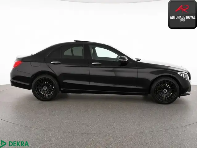 Mercedes-Benz C-Class view 6
