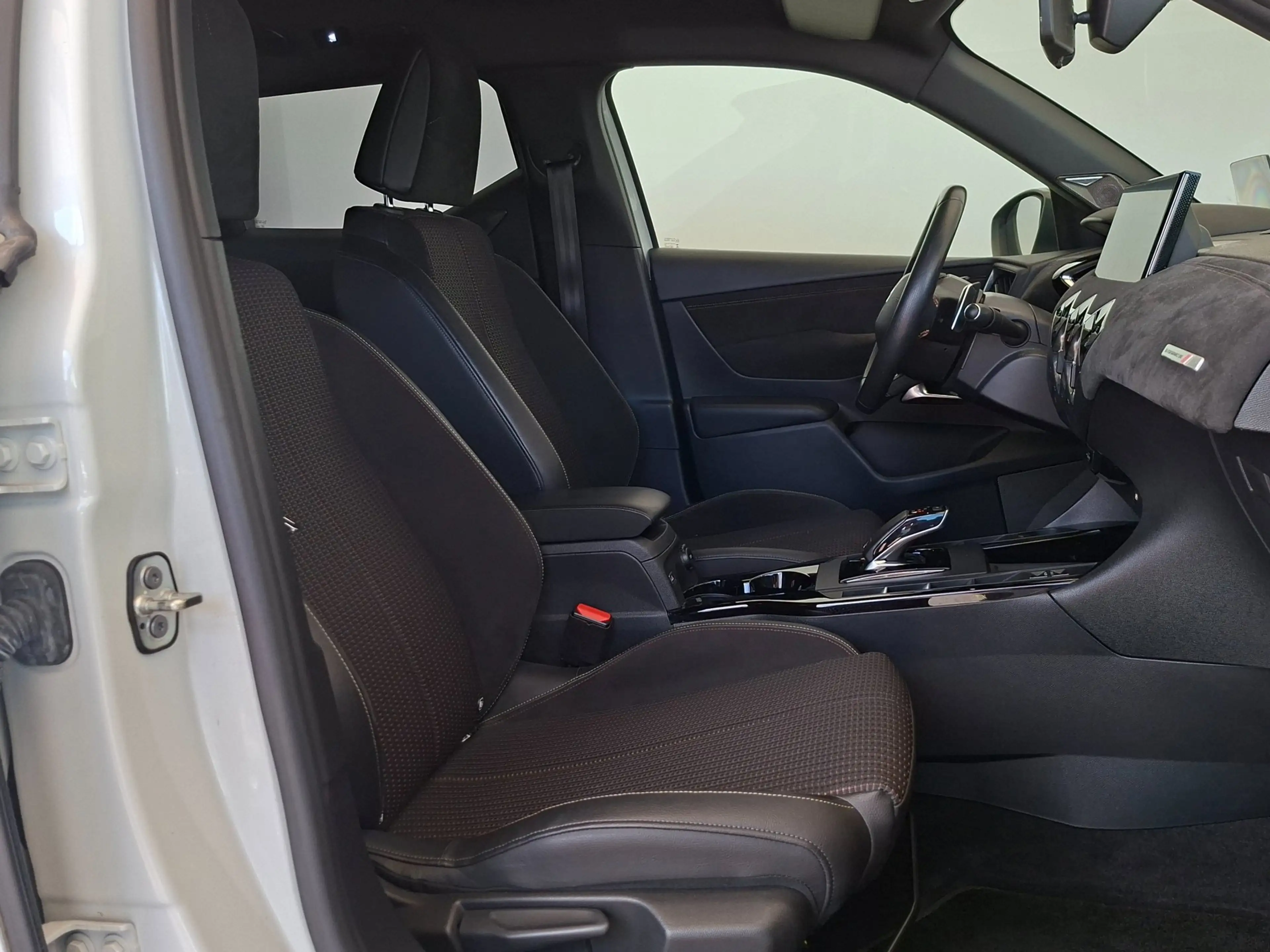 DS Automobiles DS 3 Crossback 1.2 PureTech So Chic|Stoelverwarming|Adaptive Crui — photo 4