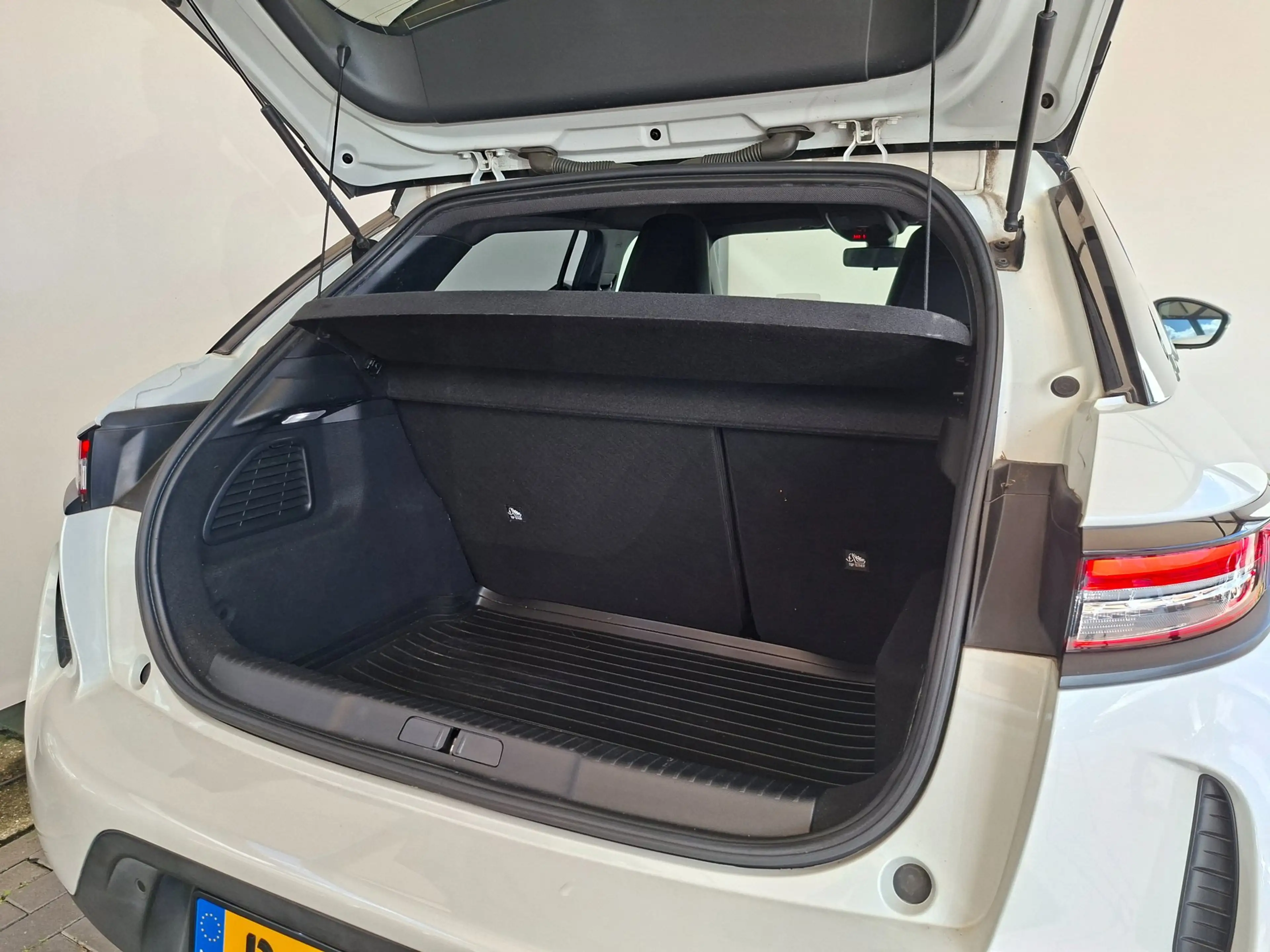 DS Automobiles DS 3 Crossback 1.2 PureTech So Chic|Stoelverwarming|Adaptive Crui — photo 6