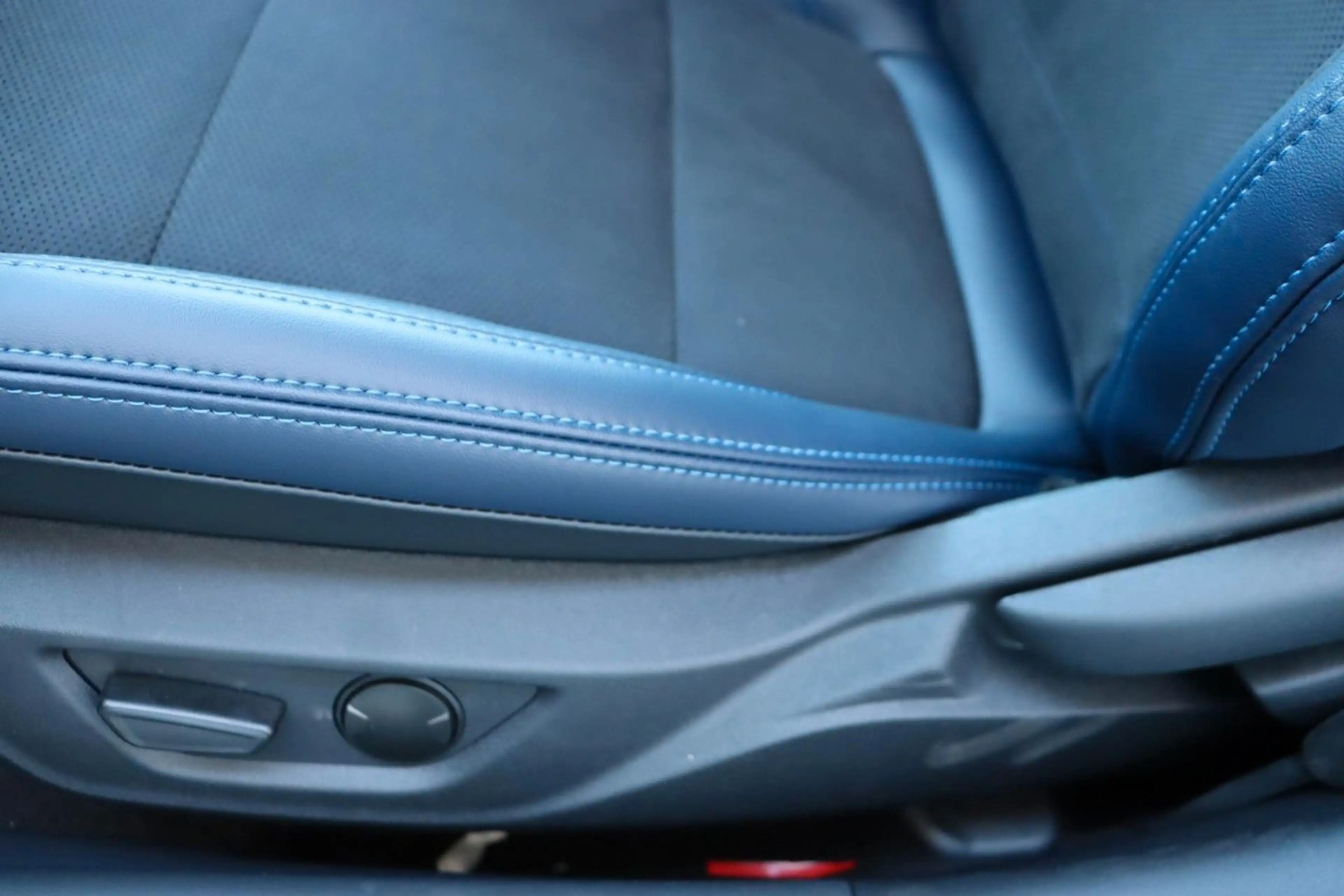 Ford Mustang Dark Horse 5.0 Styling-Paket 2,99% FIN* — photo 15