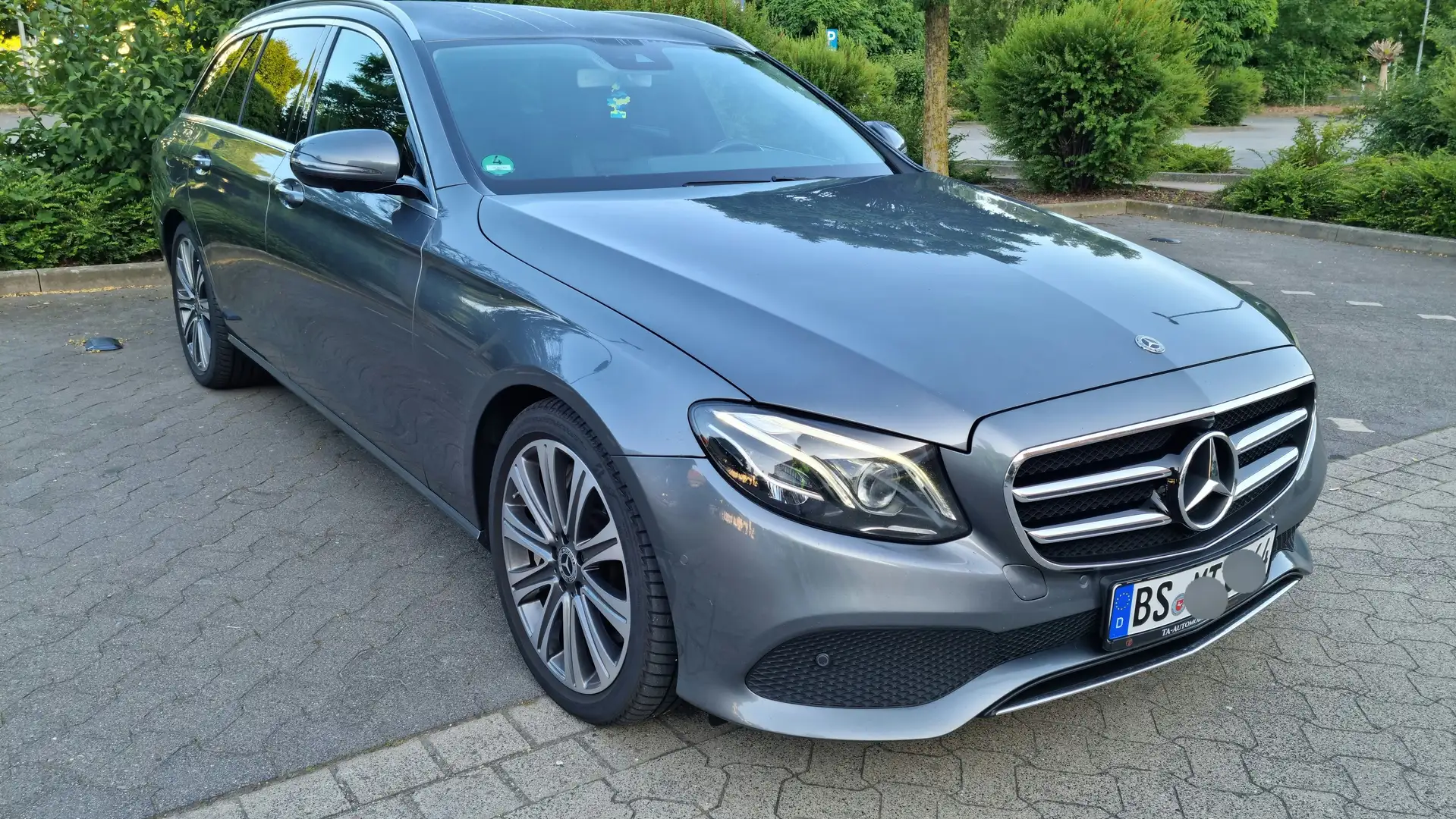 Mercedes-Benz E 400 E-Klasse  Diesel 4Matic  9G-TRONIC Gris - 1