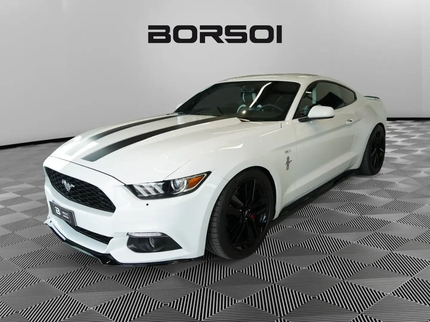 Ford Mustang V6 Coupé Blanc - 1