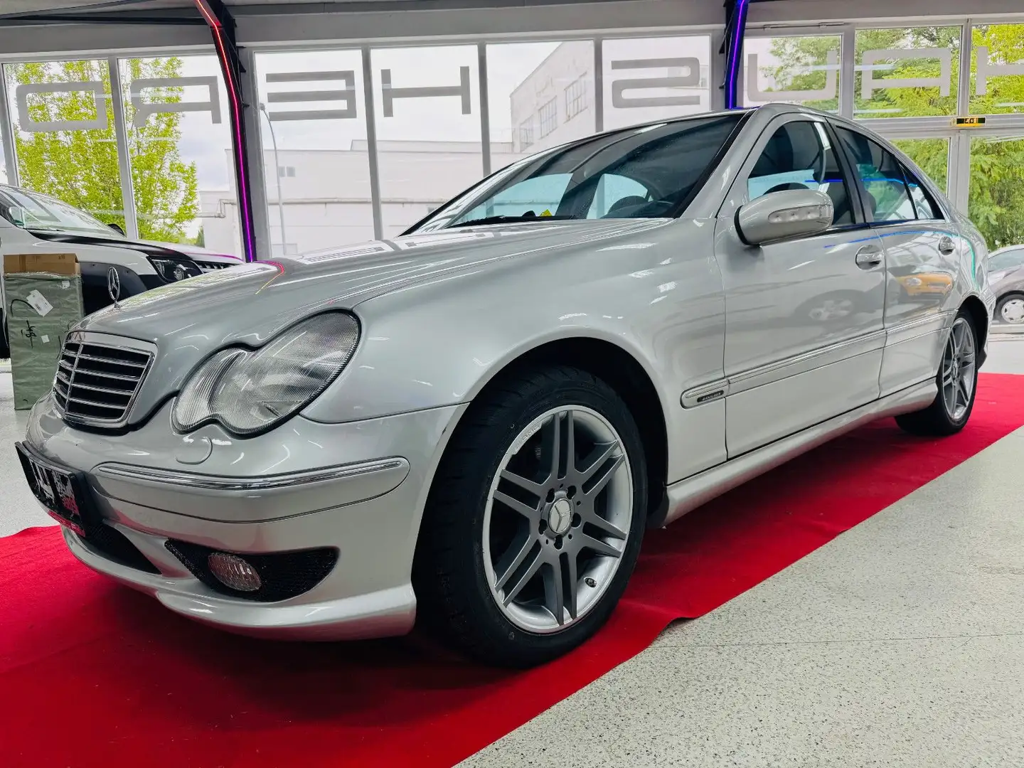 Mercedes-Benz C 320 C -Klasse Lim. AMG-Sytling -Designo -W203 Silber - 2