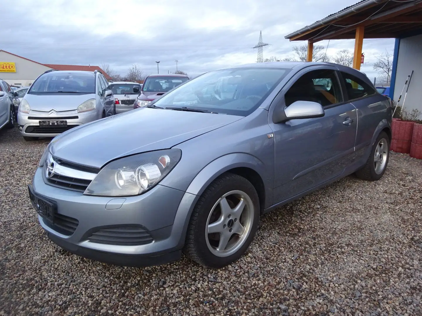 Opel Astra Coupé 1.6 GTC Automatik Grau - 1
