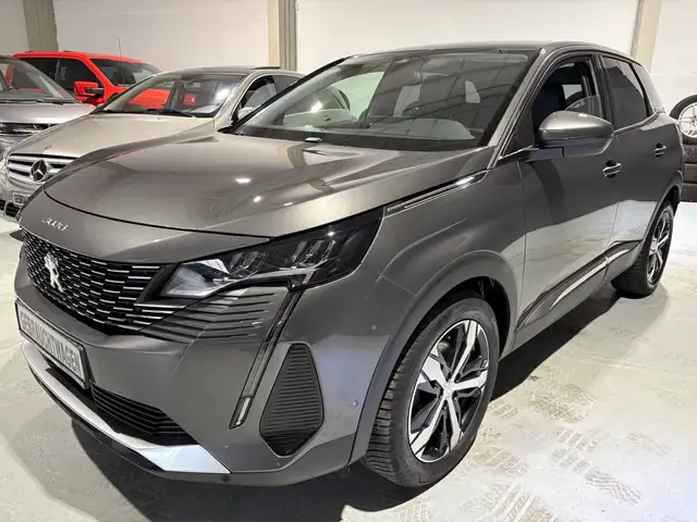 Peugeot 3008 1.2 PureTech 130 Allure*Navi*Klimaaut.*LED*