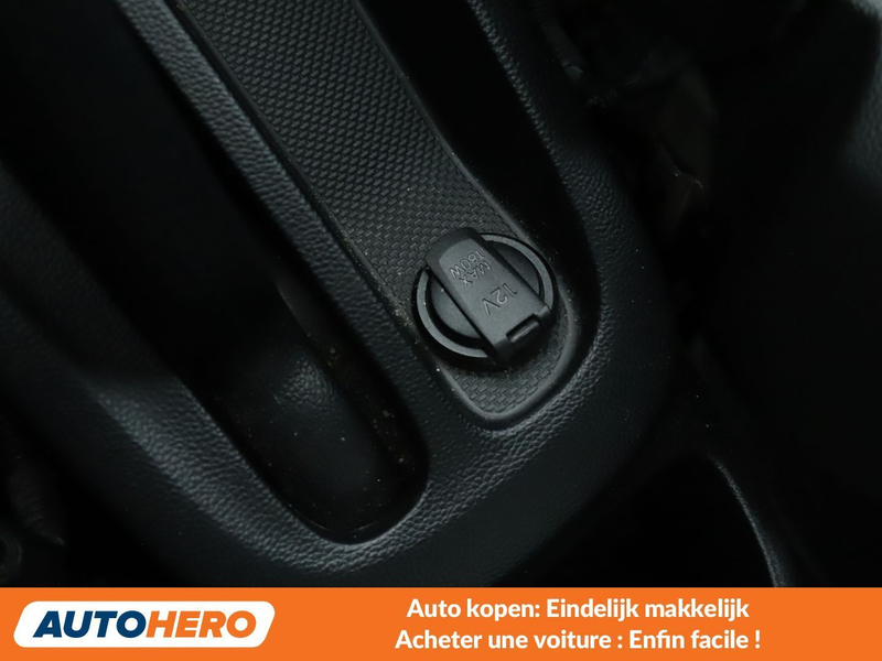 Hyundai i10 1.0 Classic — photo 12