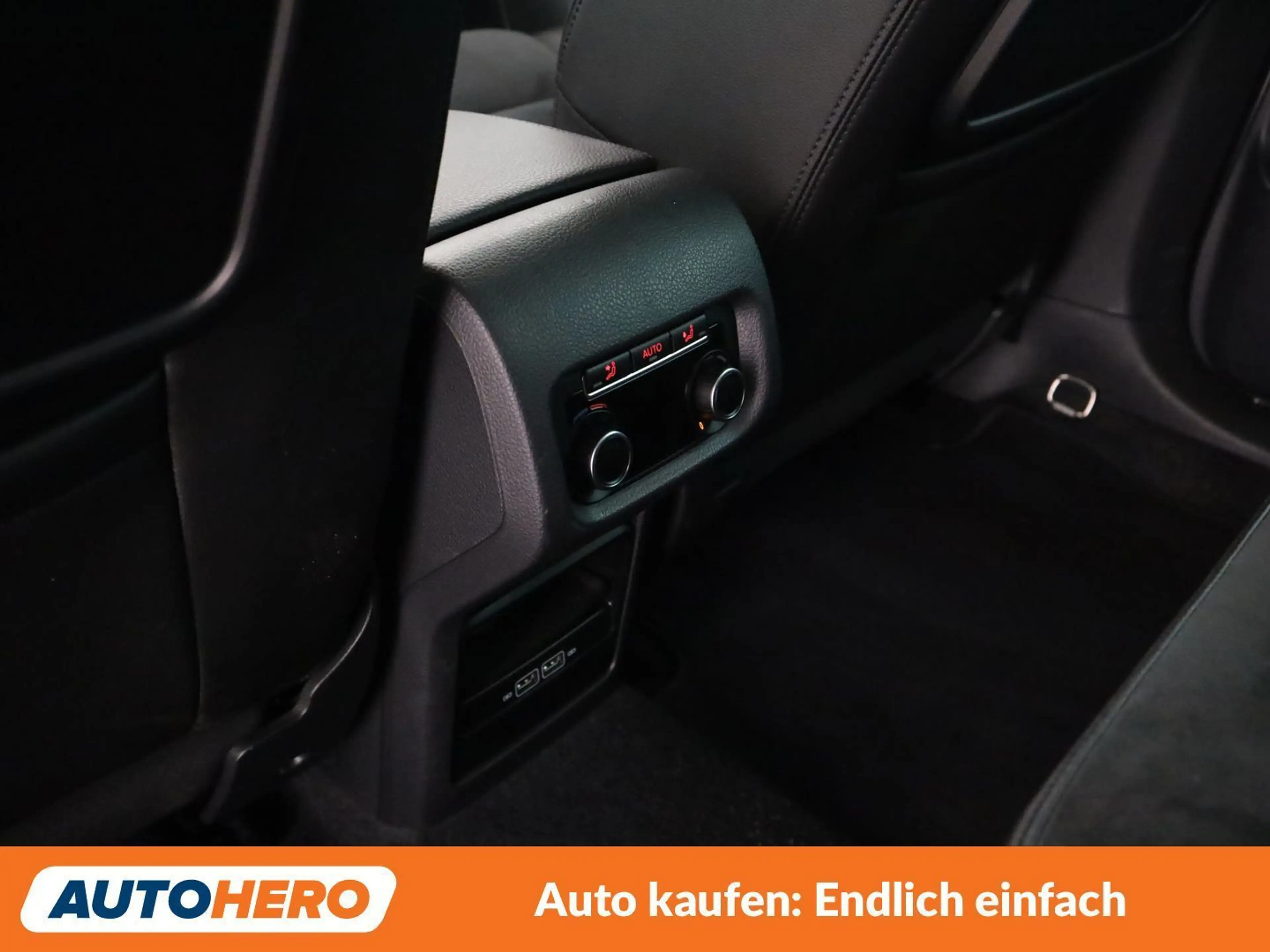 Volkswagen Sharan 2.0 TDI Business+ — photo 30