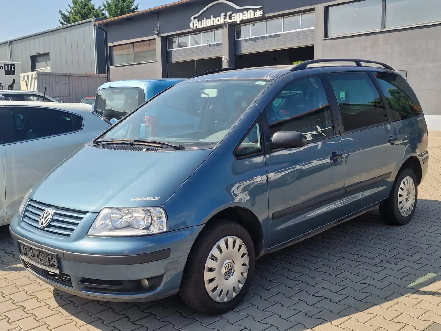 Volkswagen Sharan Sharan 2.0 Family/Klima/6Sitze/Eu4/TÜV NEU/ZV/ Blue - 1