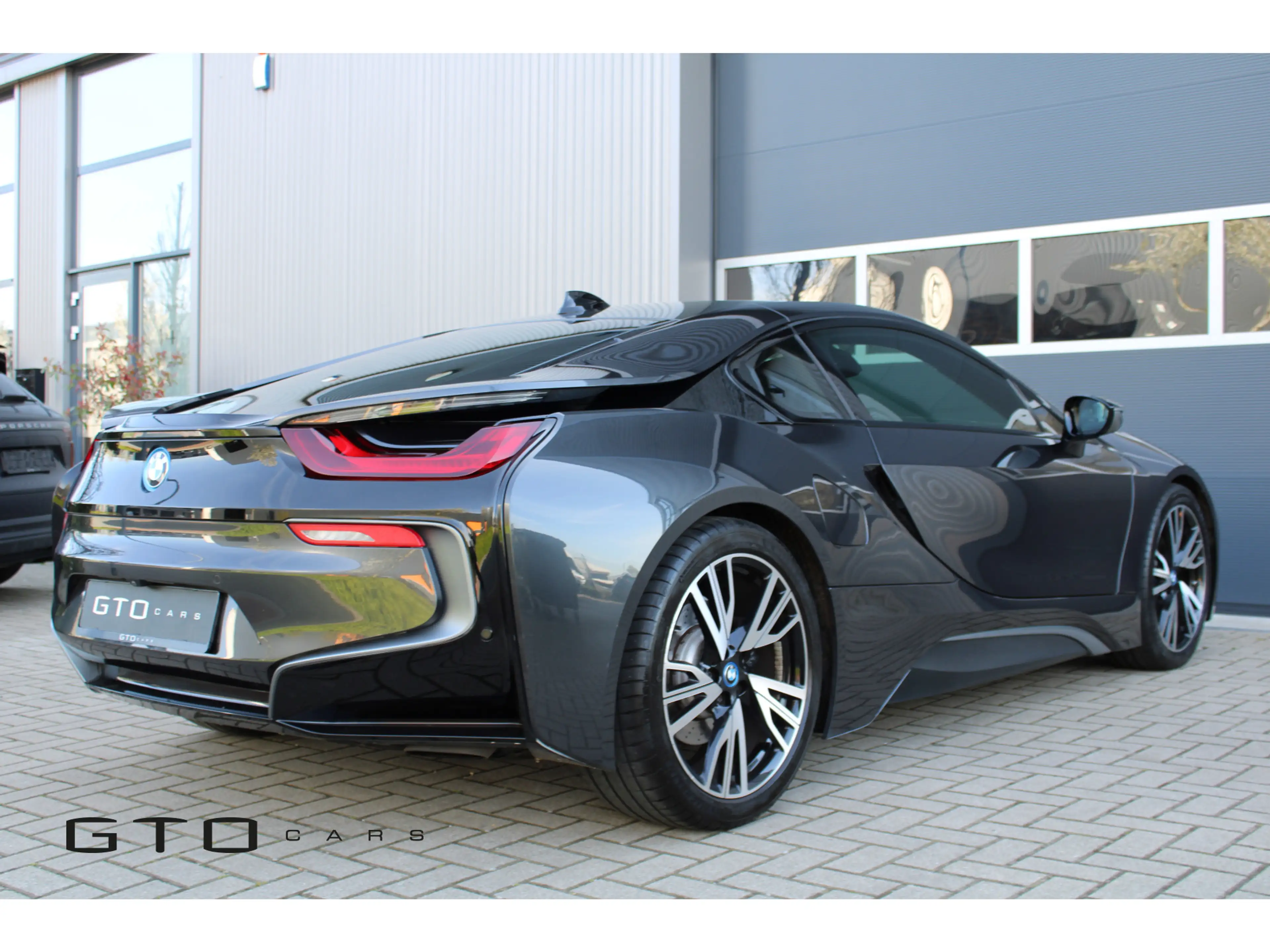 BMW i8 1.5 Harman Kardon | Apple Carplay | Head-up — photo 16