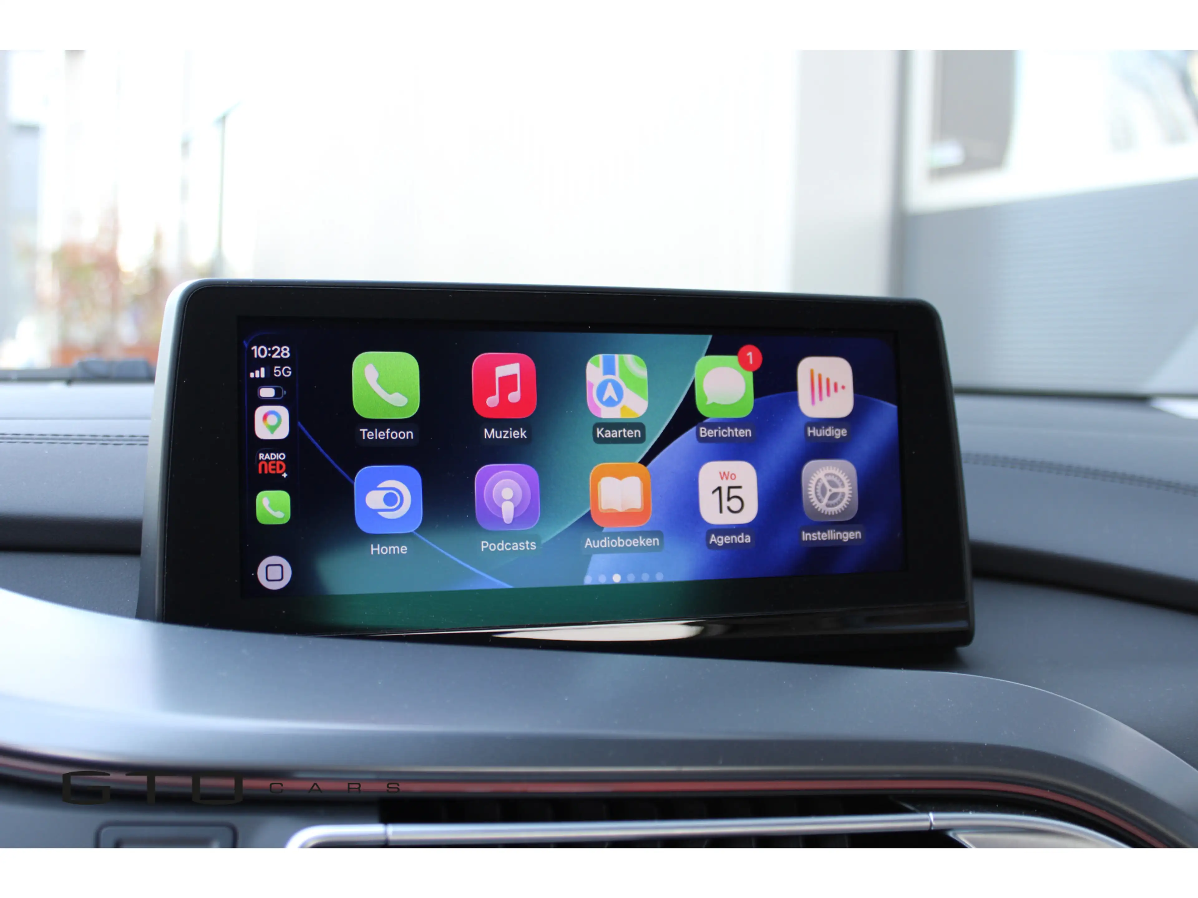 BMW i8 1.5 Harman Kardon | Apple Carplay | Head-up — photo 28