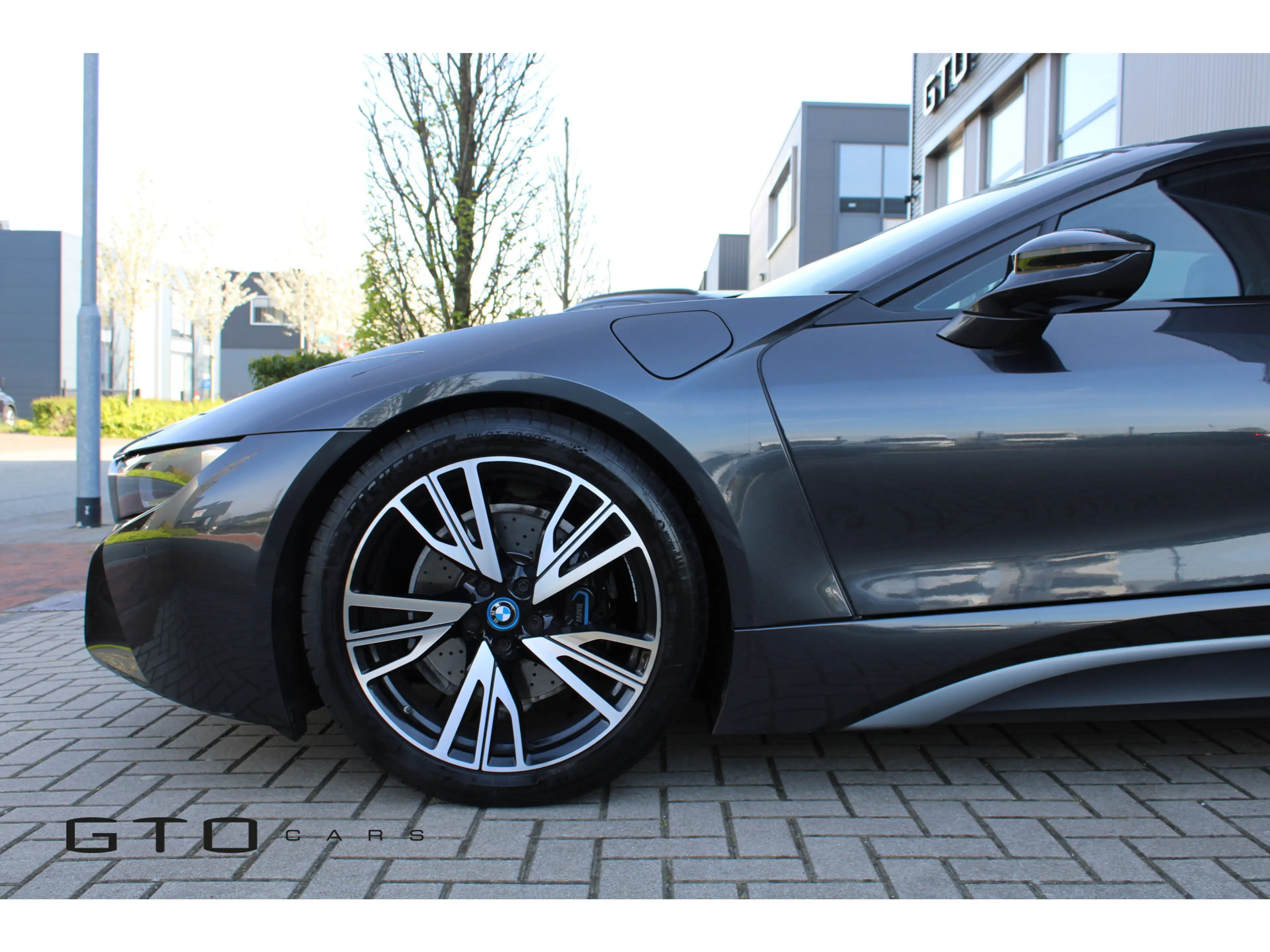 BMW i8 1.5 Harman Kardon | Apple Carplay | Head-up — photo 3