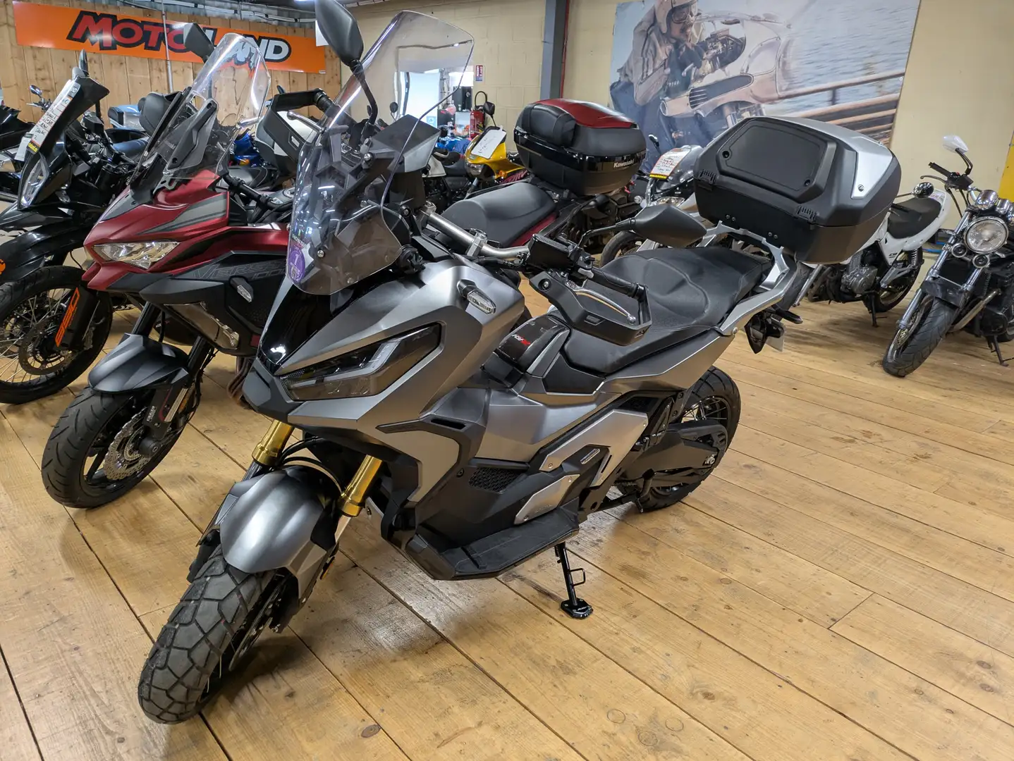 Honda X-ADV Gris - 1