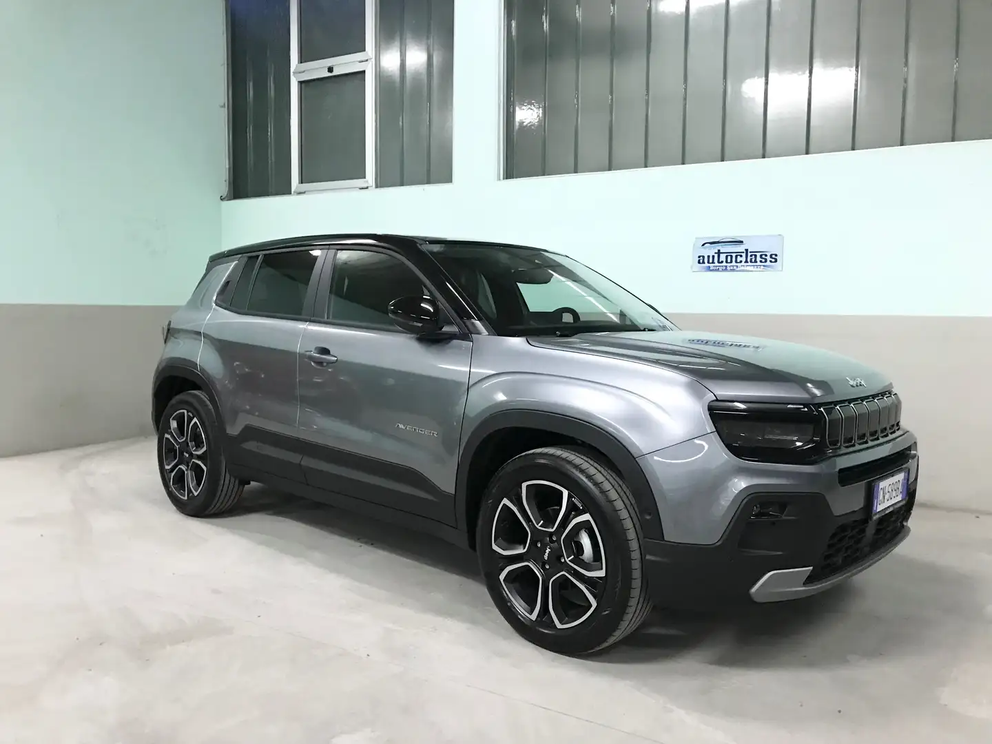 Jeep Avenger 1.2 turbo Summit 100cv ICE *PREZZO REALE* Grau - 2