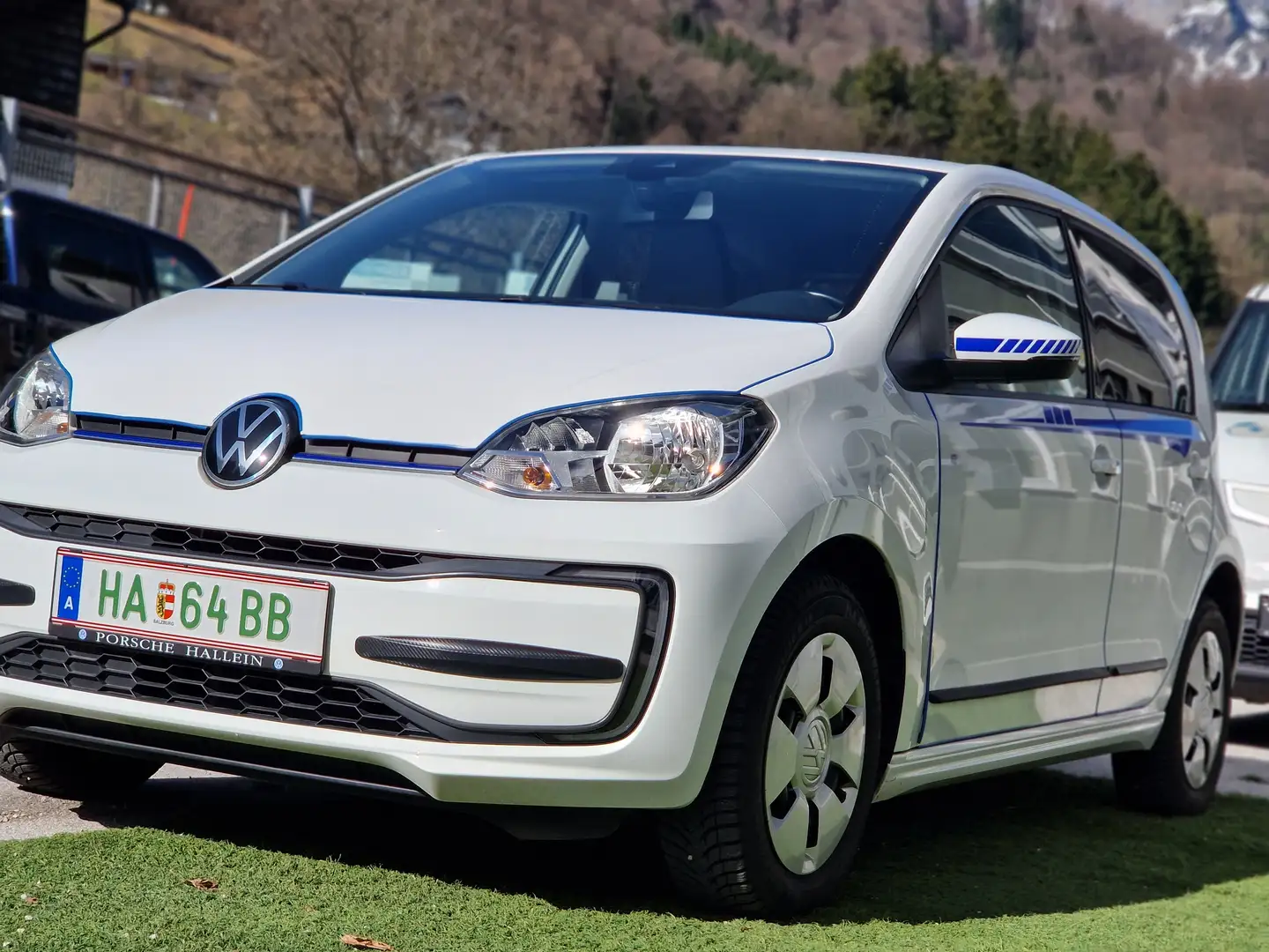 Volkswagen up! e-up 2. edition 36,8kWh Sondermodell gepflegt Weiß - 1