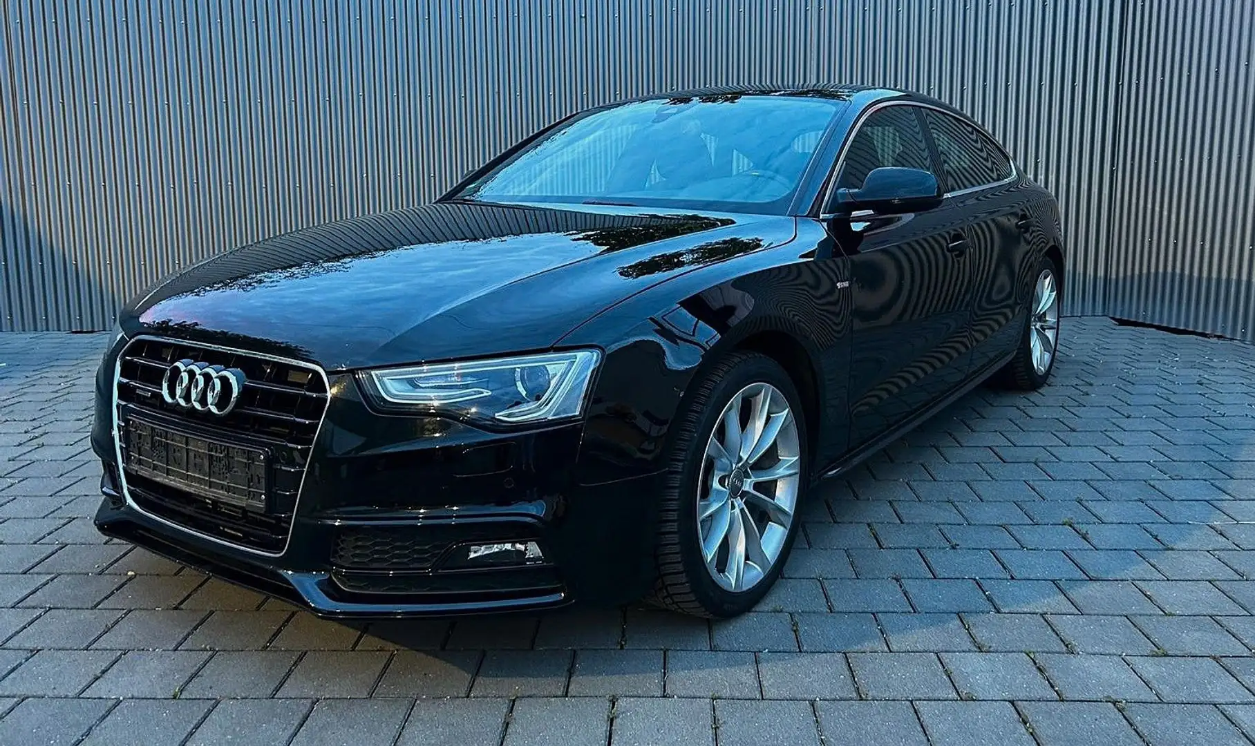 Audi A5 Sportback 2.0 TDI quattro Tempomat S Line Schwarz - 1
