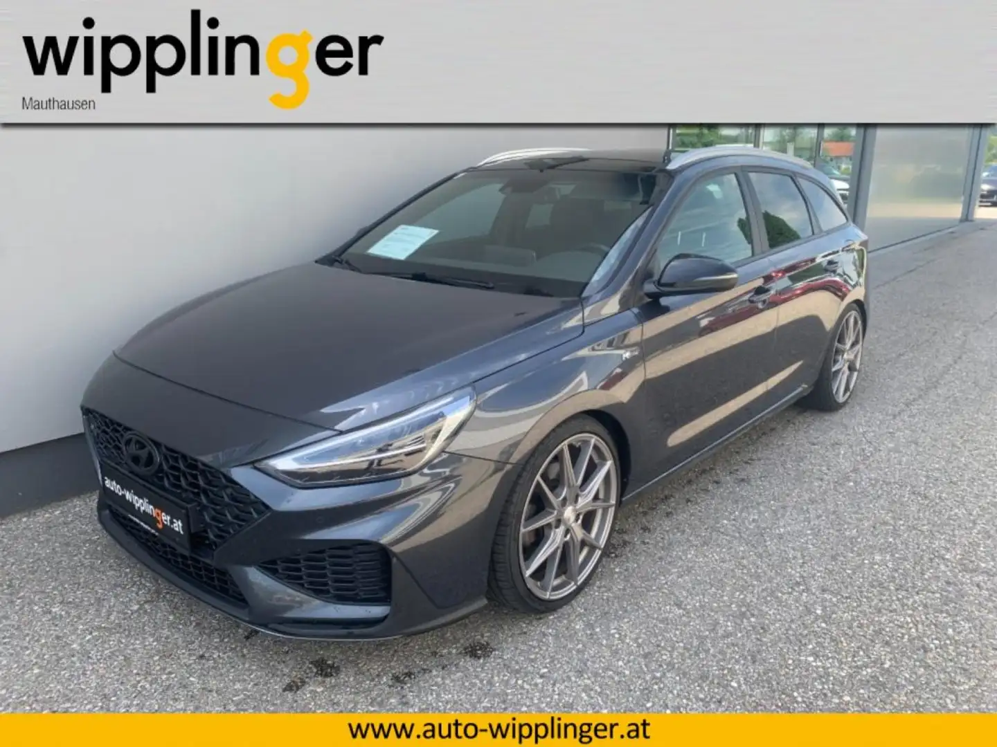 Hyundai i30 Kombi, 1.5 Hybrid Benzin 160PS MT6 Grau - 1
