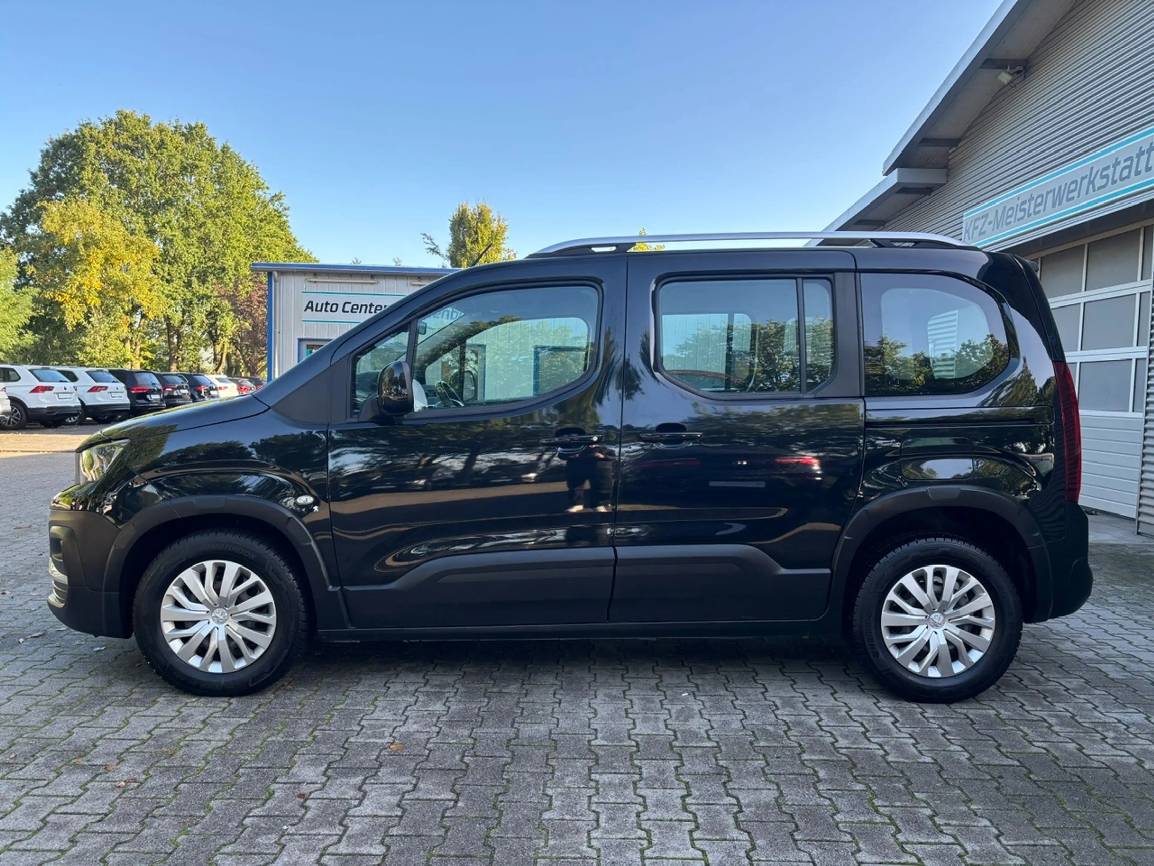 Peugeot Rifter 1,2 / e-THP / PureTech Automatik / "Active" — photo 2