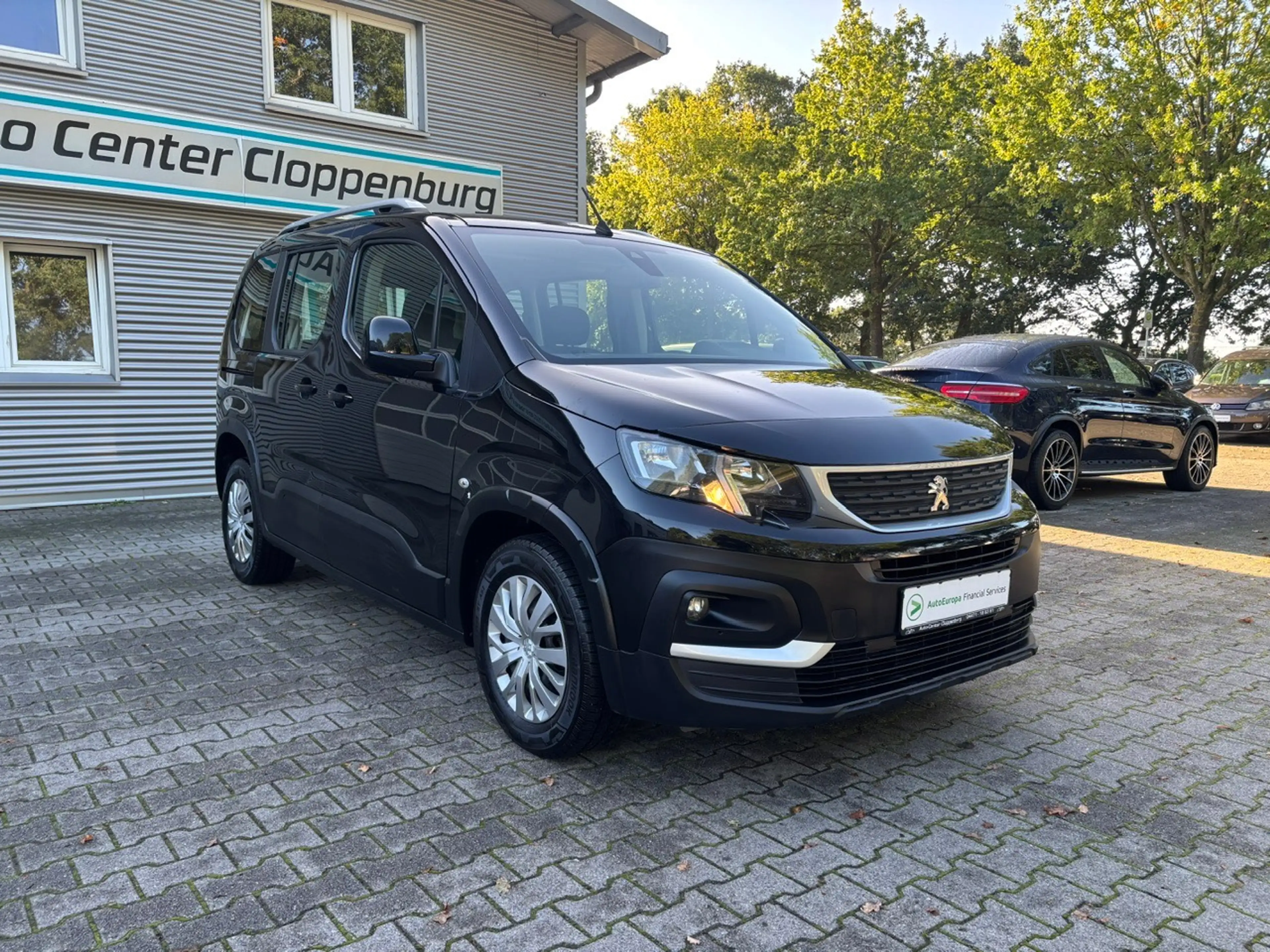 Peugeot Rifter 1,2 / e-THP / PureTech Automatik / "Active" — photo 9