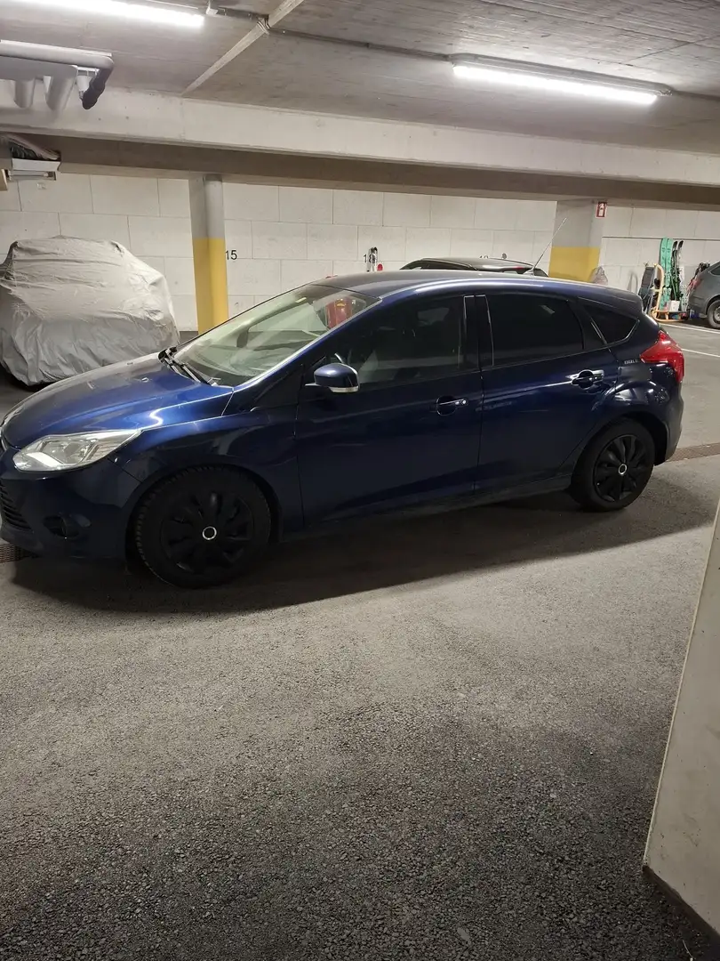 Ford Focus 1.6 TDCi DPF SYNC Edition - 1