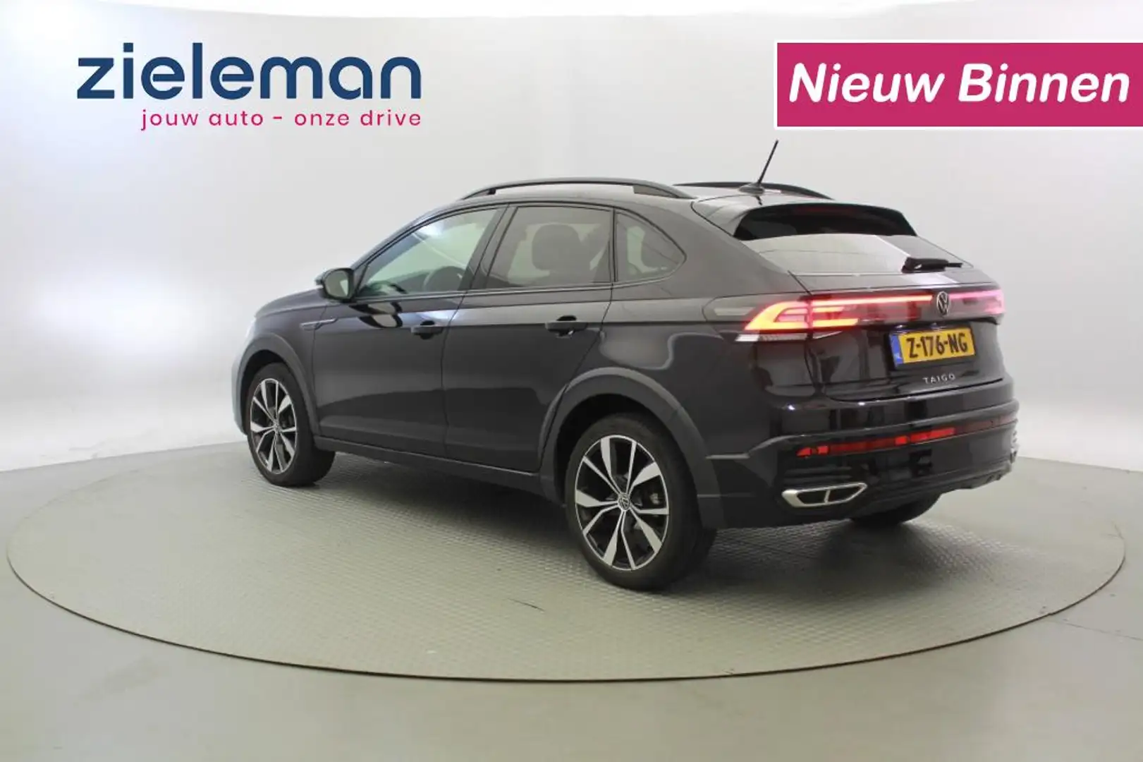 Volkswagen Taigo 1.5 TSI R-Line Automaat - Carplay, Camera, Beats, Zwart - 2
