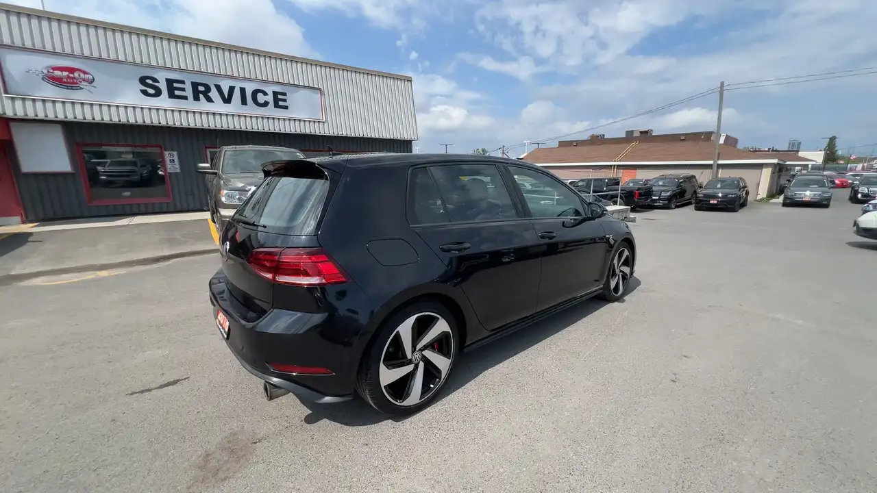 Volkswagen Golf GTI fotografie Volkswagen Golf GTI