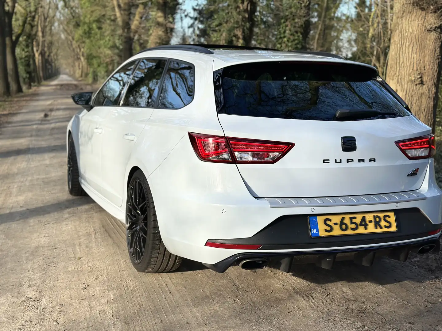 SEAT Leon 2.0 TSI Cupra290 Wit - 2