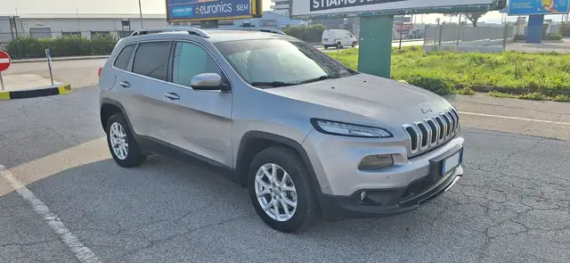 Jeep Cherokee Cherokee 5p 2.2 td Limited