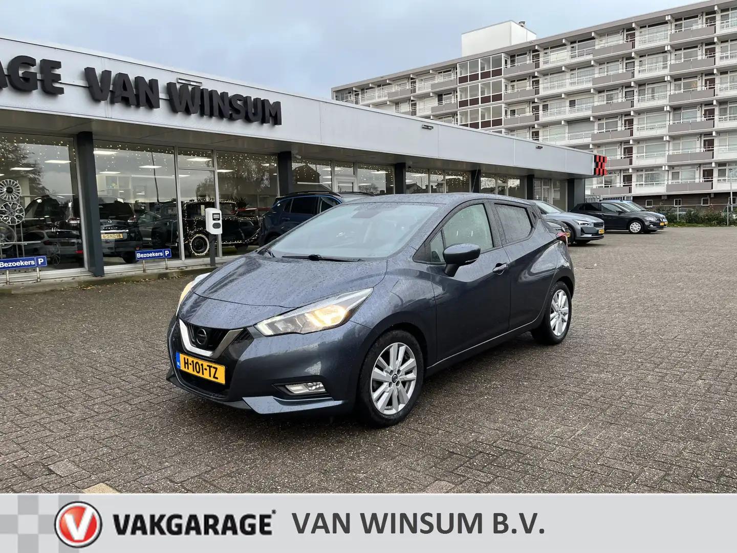 Nissan Micra 1.0 IG-T N-Connecta Navi Cruise Lmv Pdc Nap Grijs - 1