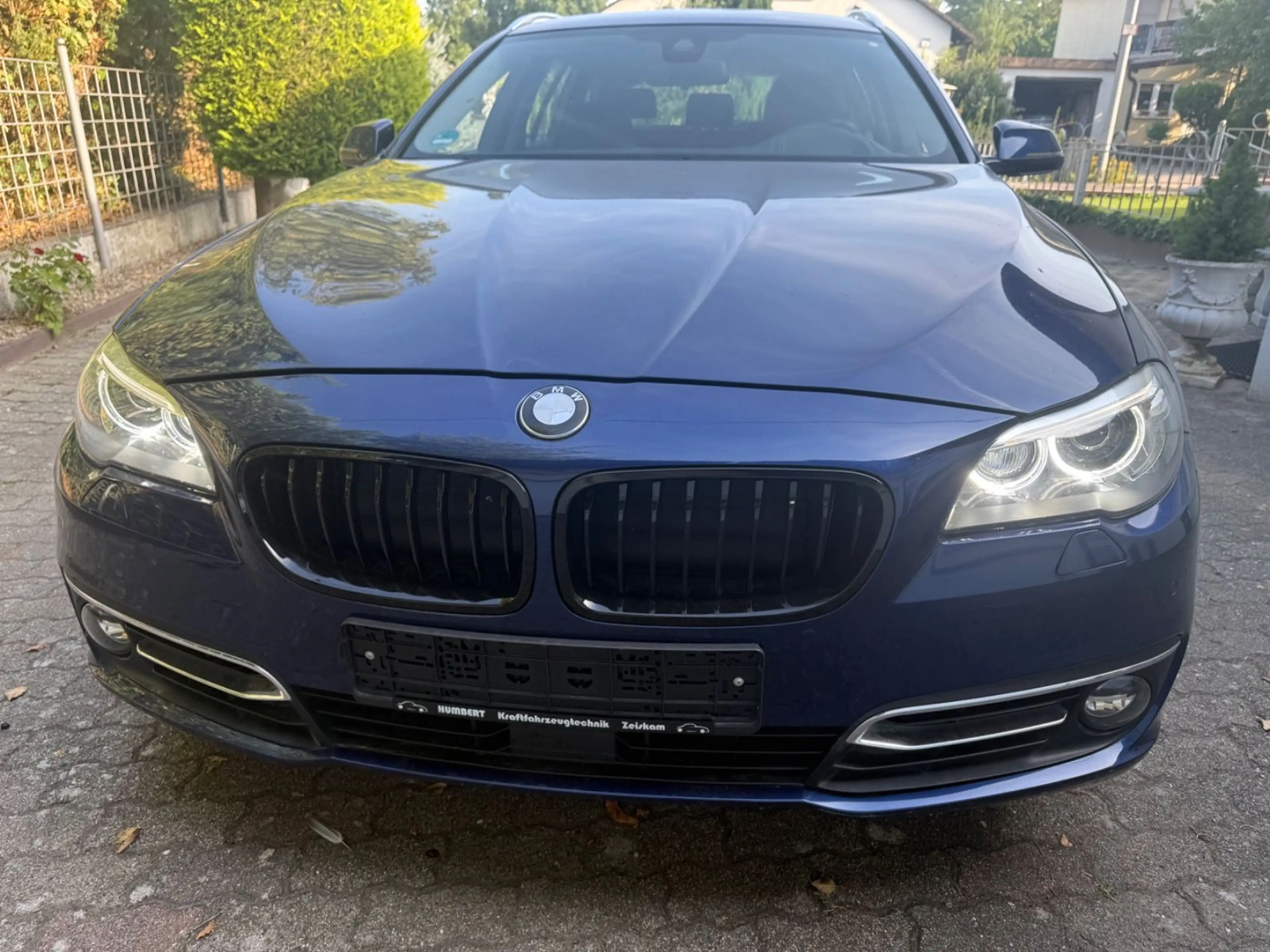 BMW 525 Touring 525 d xDrive AHK Head-Up Display — photo 2