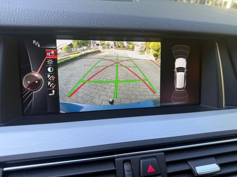 BMW 525 Touring 525 d xDrive AHK Head-Up Display — photo 7