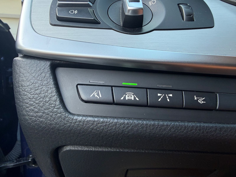 BMW 525 Touring 525 d xDrive AHK Head-Up Display — photo 10
