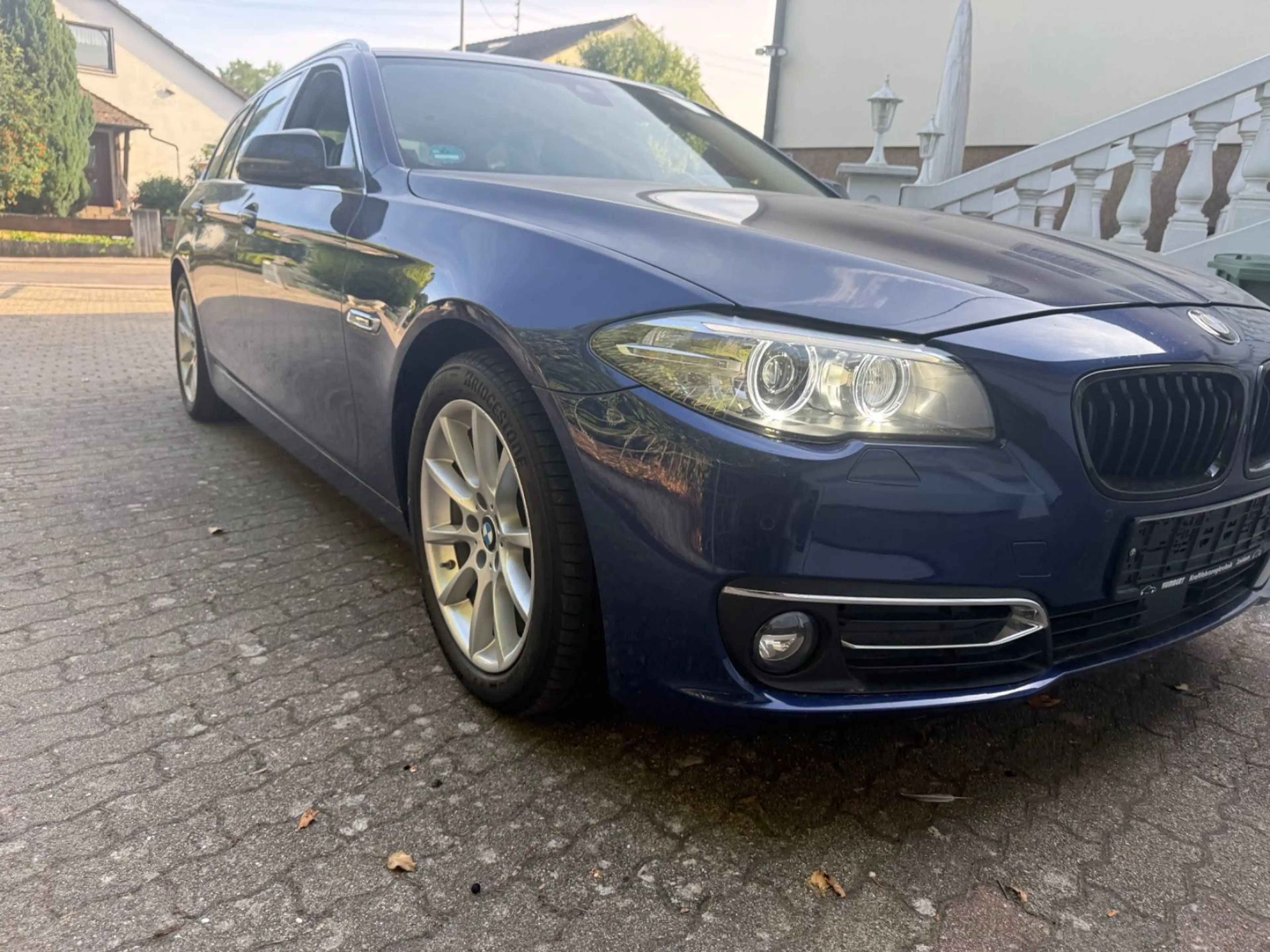 BMW 525 Touring 525 d xDrive AHK Head-Up Display