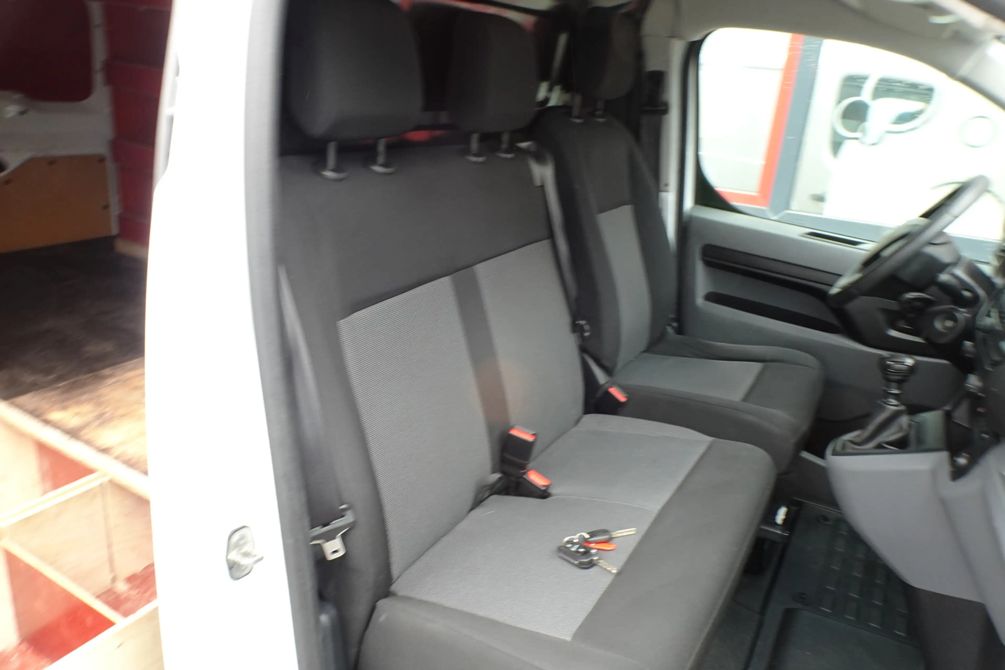 Peugeot Expert 231S 2.0 BlueHDI 120 Pro 3 zits airco met inrichti — photo 10