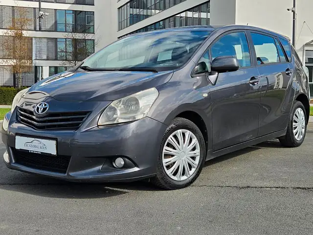 Toyota Verso 2.0l D-4D Life 7 Sitzer,KLIMA