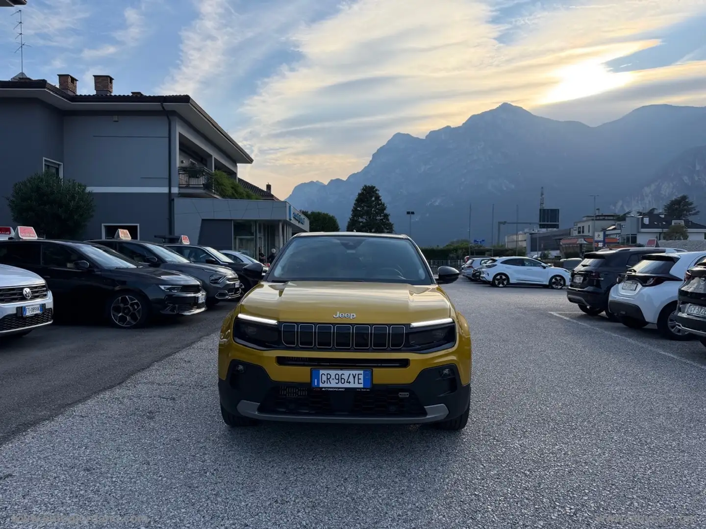 Jeep Avenger 1.2 Turbo Summit Or - 2