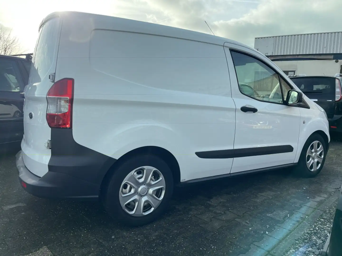 Ford Transit Courier 1.5 TDCI Economy Blanc - 2