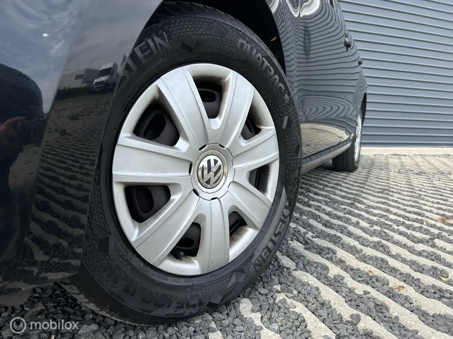 Volkswagen Polo 1.2 Easyline | Airco | 5 drs | APK 8-7-2026 Noir - 2